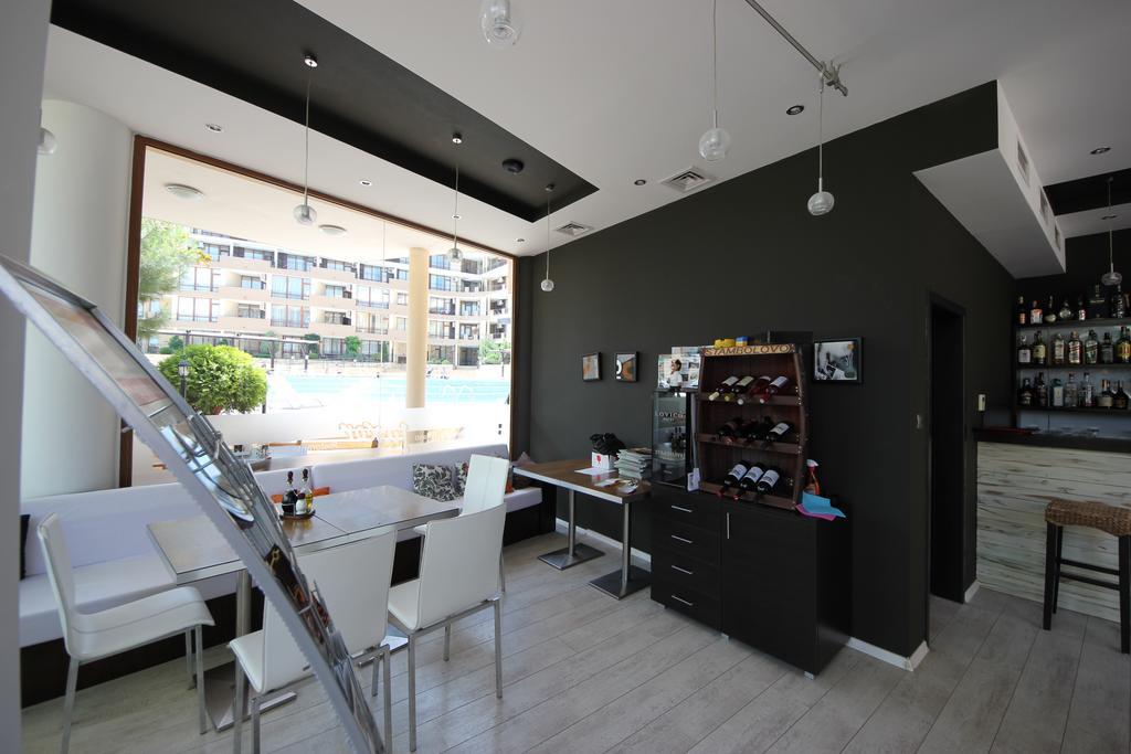 Menada Luxor Apartments Светий Влас Екстер'єр фото