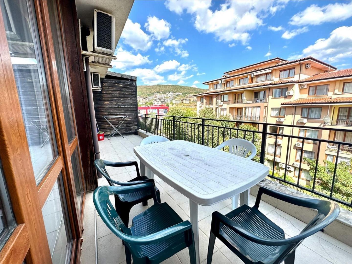 Menada Luxor Apartments Светий Влас Номер фото