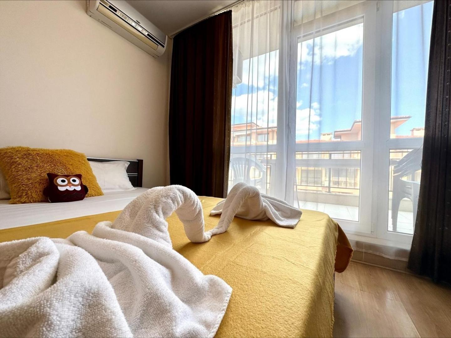 Menada Luxor Apartments Светий Влас Номер фото