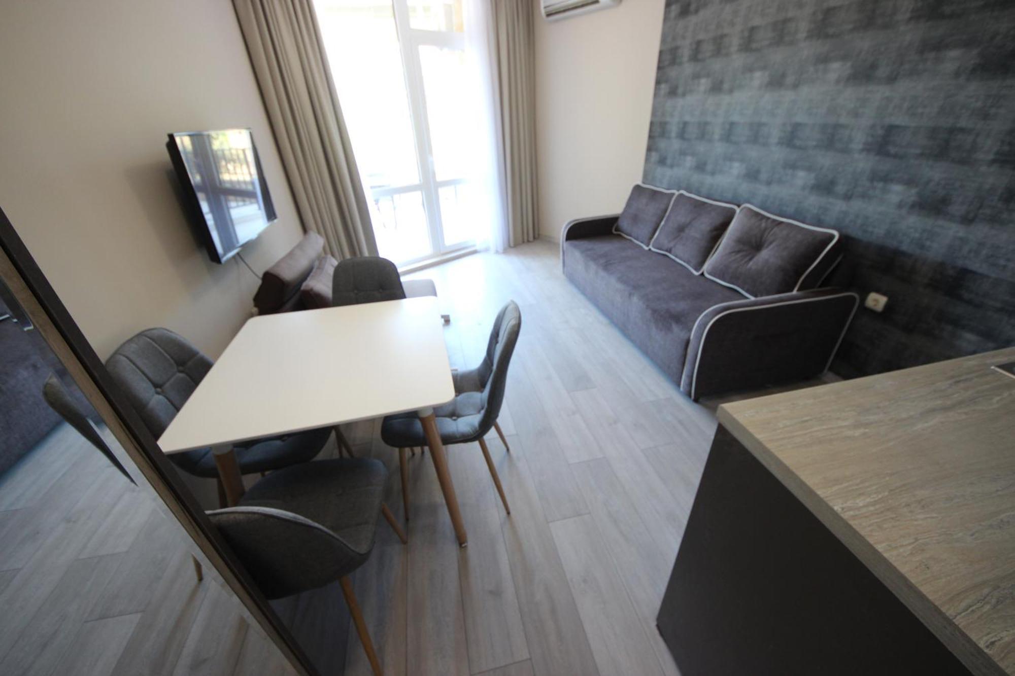 Menada Luxor Apartments Светий Влас Номер фото