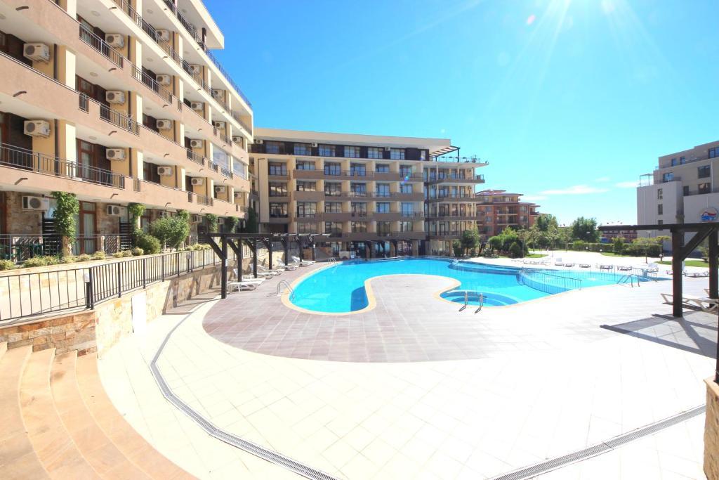 Menada Luxor Apartments Светий Влас Екстер'єр фото
