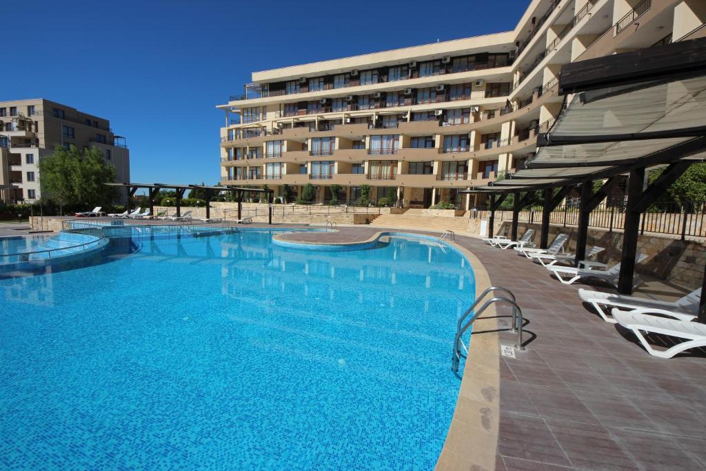 Menada Luxor Apartments Светий Влас Екстер'єр фото